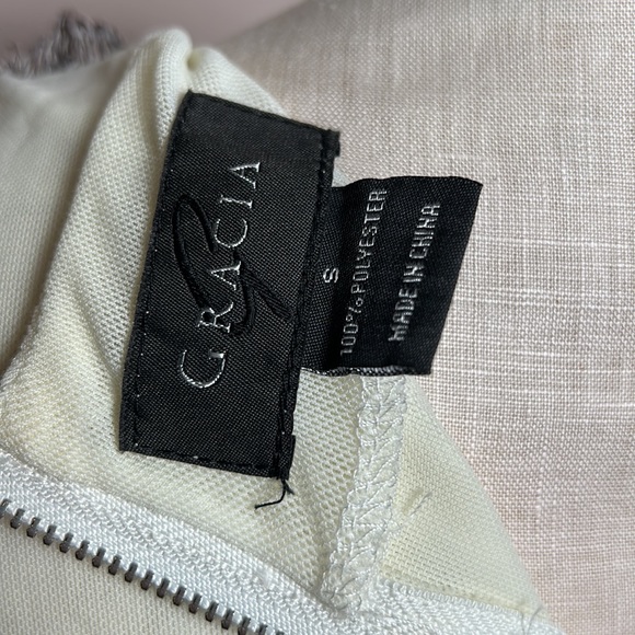 Garcia Women’s Silver Sequin beaded pinwheel motifs crop top size S - Picture 14 of 14